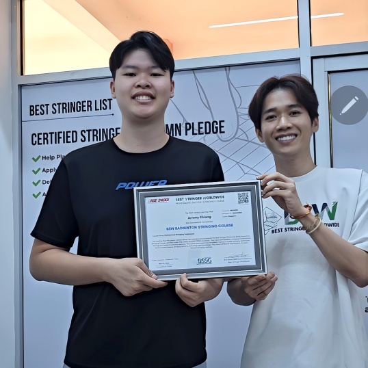 羽毛球 穿线 课程 学习 由 Best Stringer Worldwide 提供 球拍 穿线 认证 2025